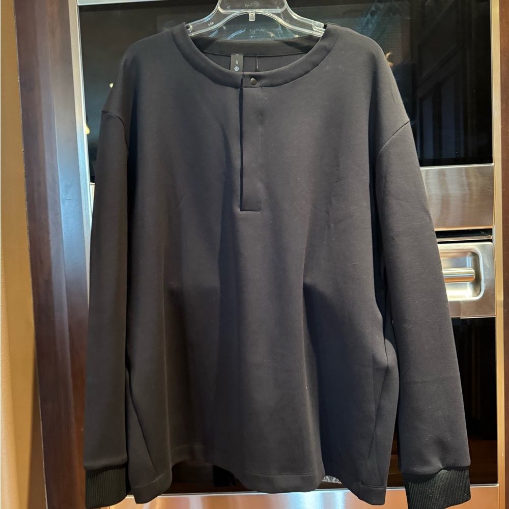 Lululemon Black Long Sleeve Sweatshirt